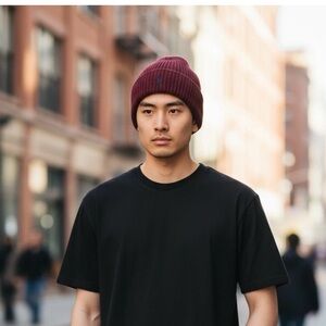 New Polo Ralph Lauren Men’s Burgundy Signature Pony Wool Blend Beanie Hat